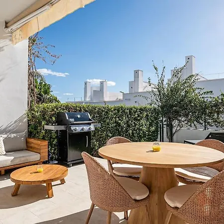 Сasa de vacaciones Ocean Beachside House With Pool *