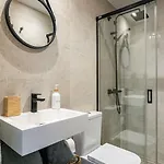 Ocean Beachside House With Pool 46