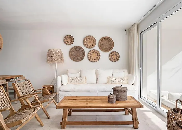 Ocean Beachside House With Pool 46